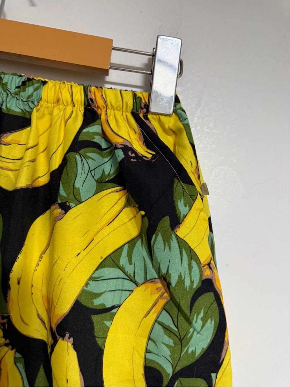 Banana Print Elastic Waist Shorts | Size XL - Picture 4 of 5